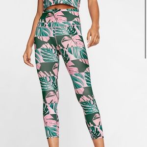 Nike Cropped Running Tights